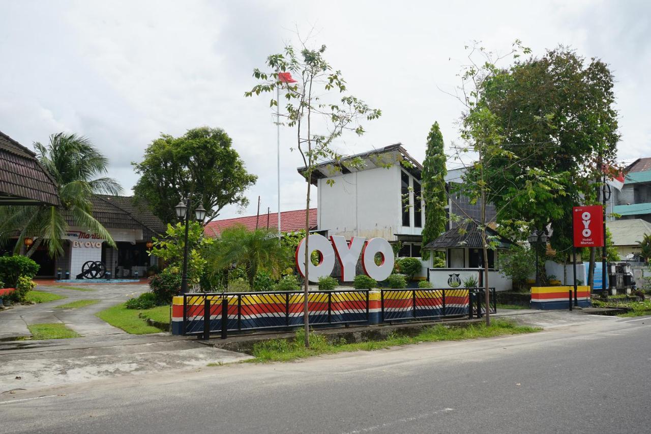 OYO 358 Hotel Martani Belitung Tanjung Pandan Exterior foto